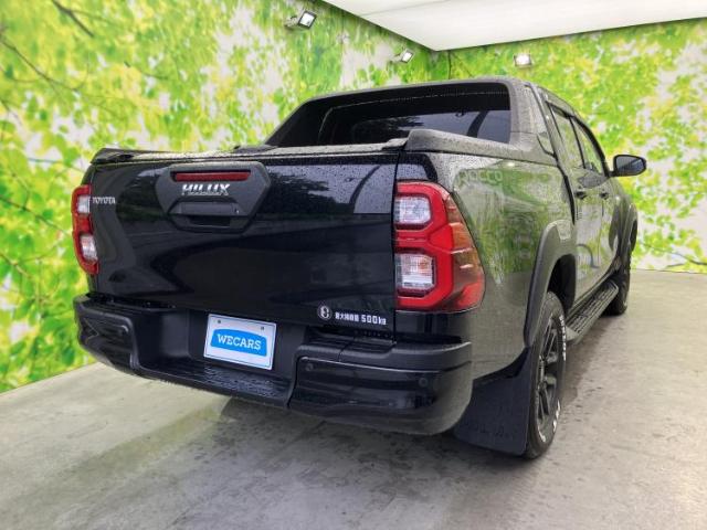 Toyota Hilux 6