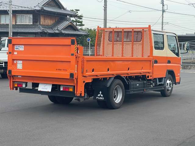 Mitsubishi Fuso Canter 2