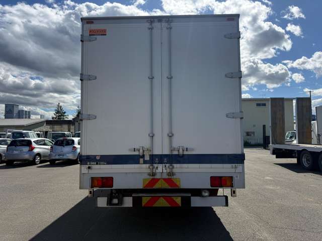 Hino Ranger 9