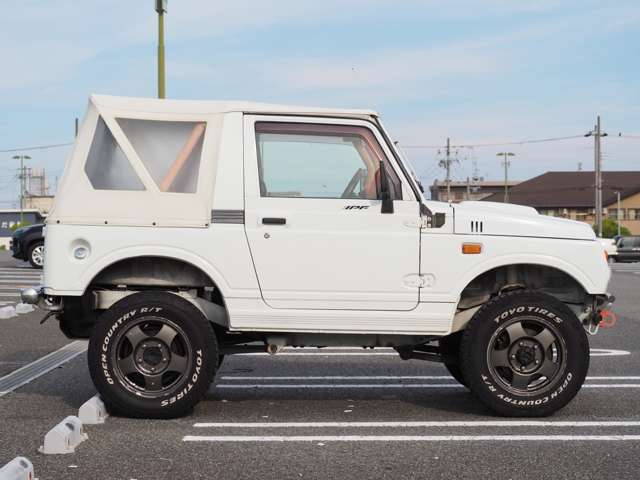 Suzuki Jimny 11