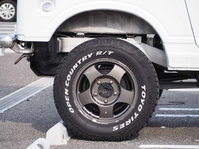 Suzuki Jimny 12
