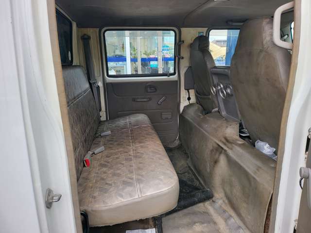 Mazda Titan Dash 10