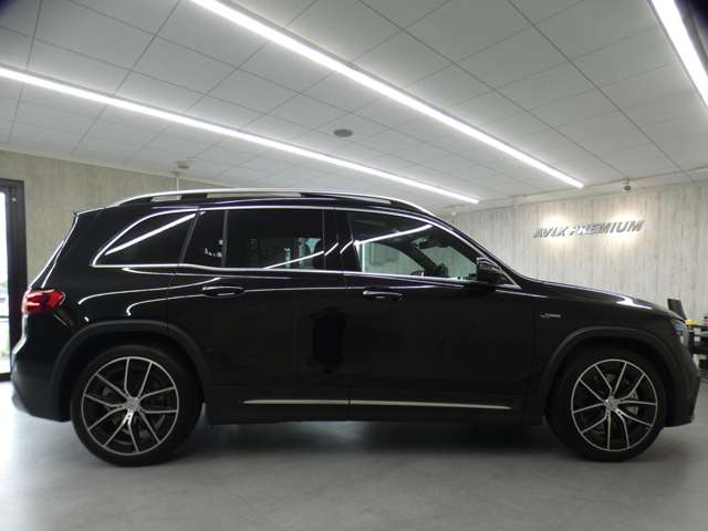 Mercedes-Benz GLB 5