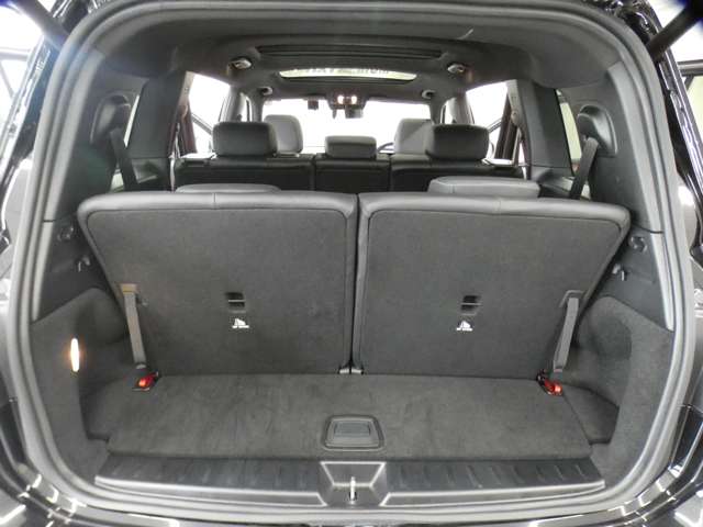 Mercedes-Benz GLB 10