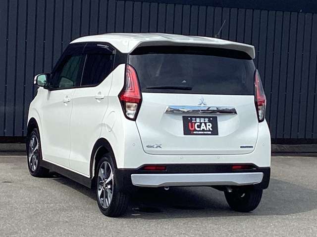 Mitsubishi eK X 12