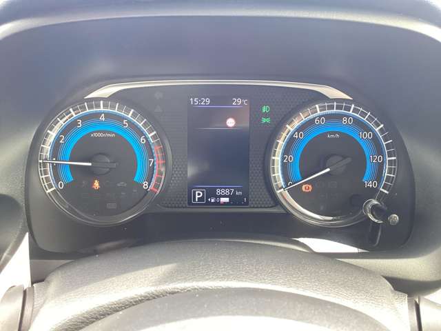 Mitsubishi eK X 5