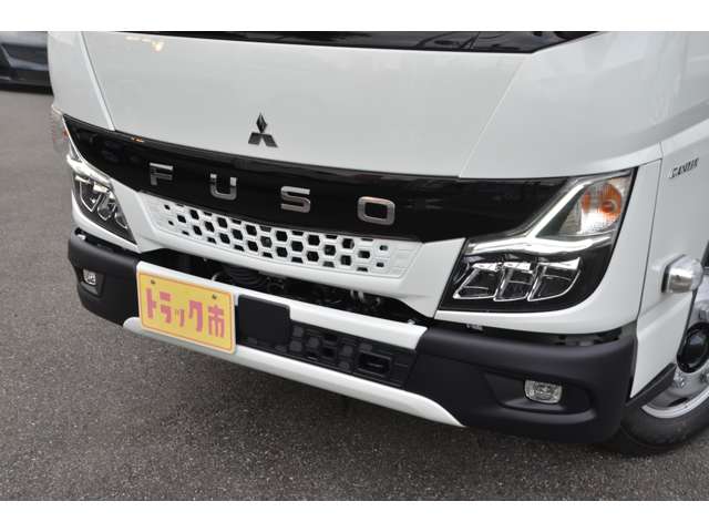 Mitsubishi Fuso Canter 2