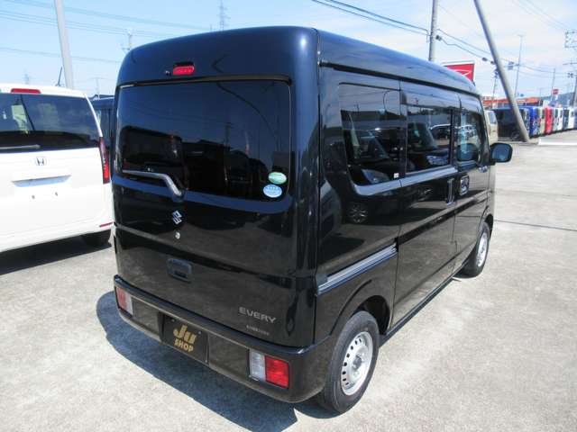 Suzuki Every 8