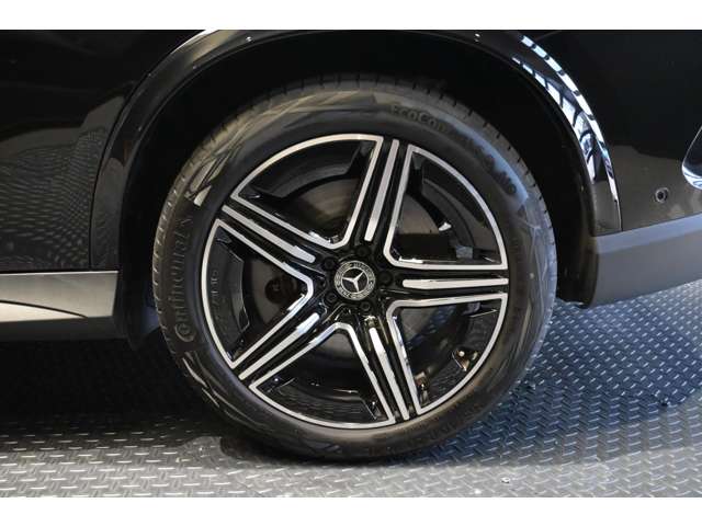 Mercedes-Benz GLC 12