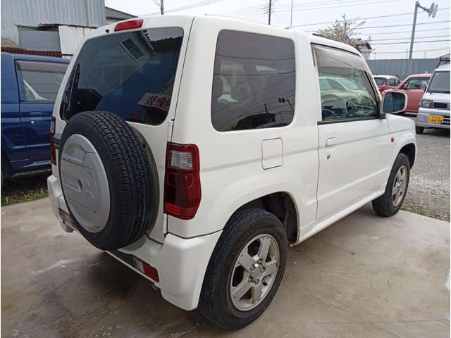 Mitsubishi Pajero Mini 7
