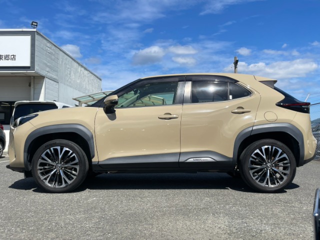Toyota Yaris Cross 4