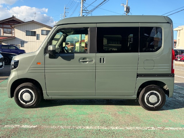 Honda N-VAN 8