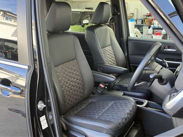 Toyota Voxy 4
