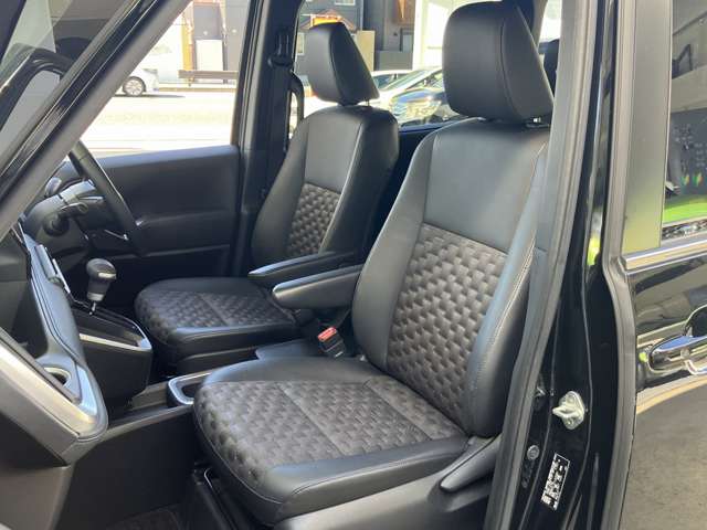 Toyota Voxy 5