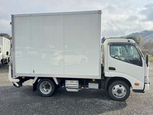 Toyota Dyna 6