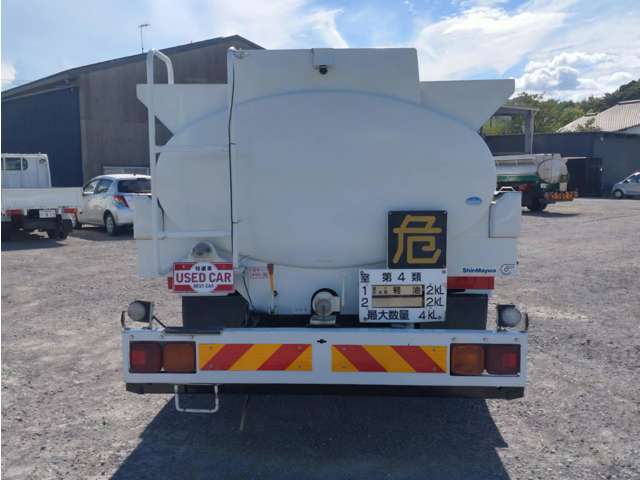 Mitsubishi Fuso Fighter 10