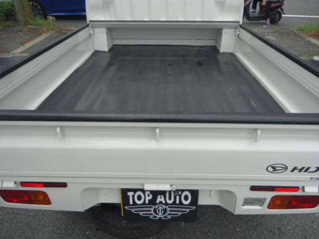 Daihatsu Hijet Truck 12
