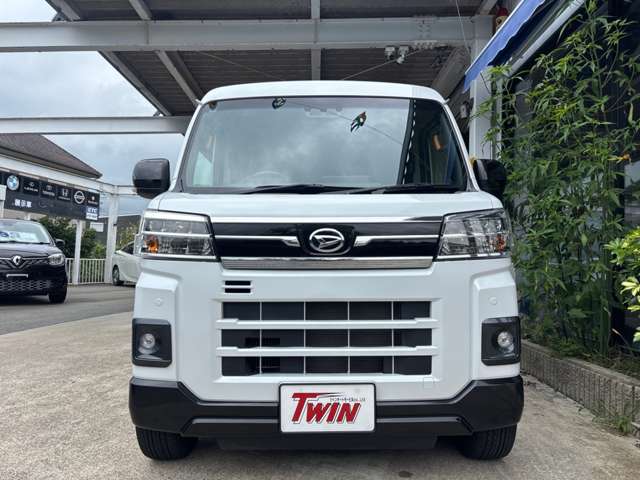 Daihatsu Atrai 7