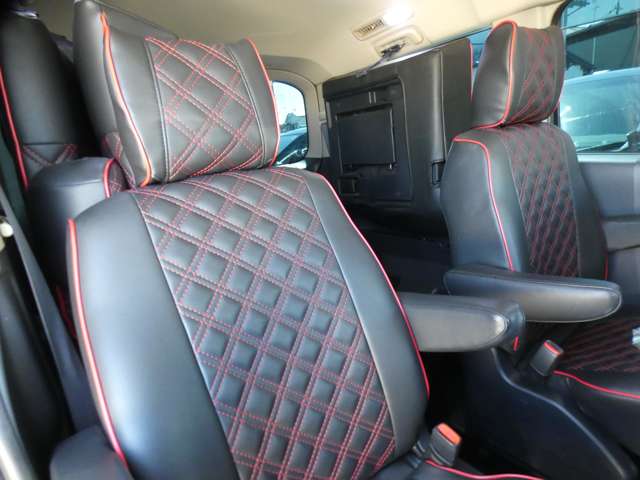 Mitsubishi Delica D:5 10