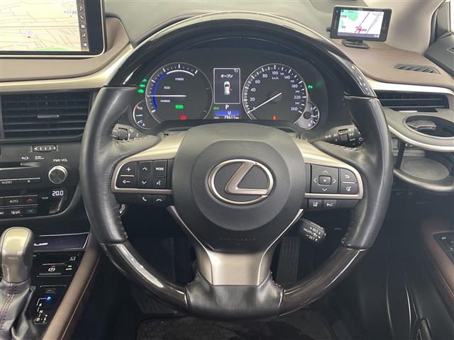 Lexus RX 10