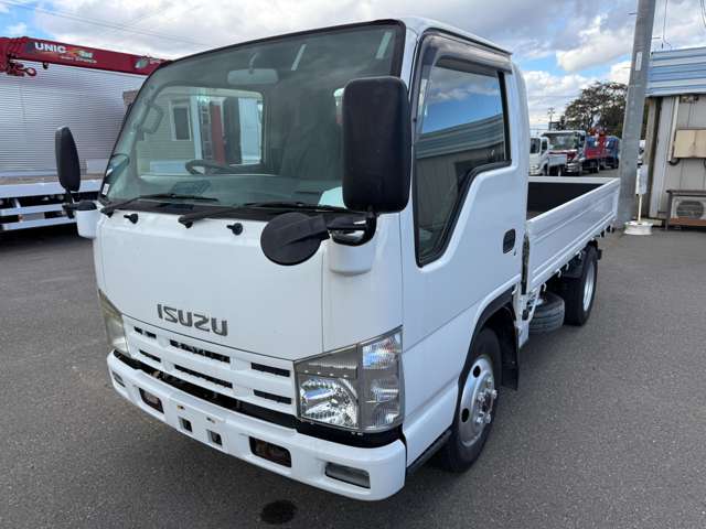 Isuzu Elf 4