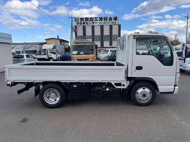 Isuzu Elf 9
