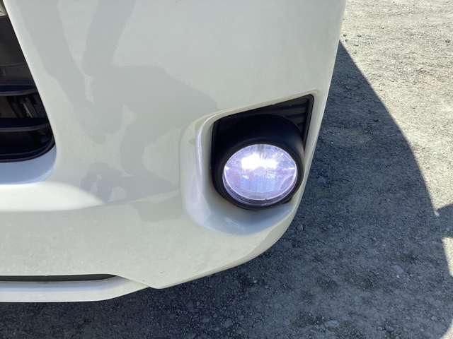 Toyota Regius Ace 12