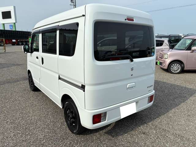 Suzuki Every 8