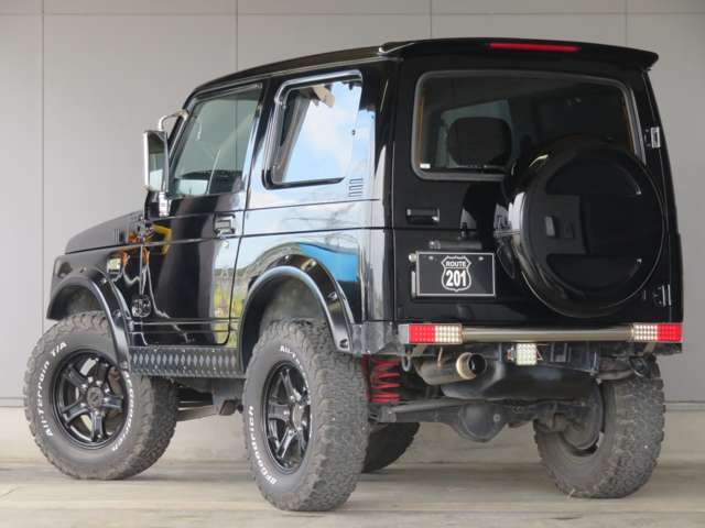 Suzuki Jimny 9