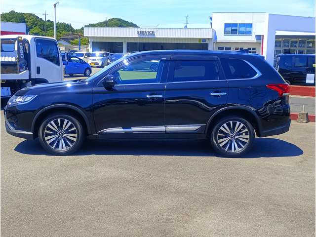 Mitsubishi Outlander 12
