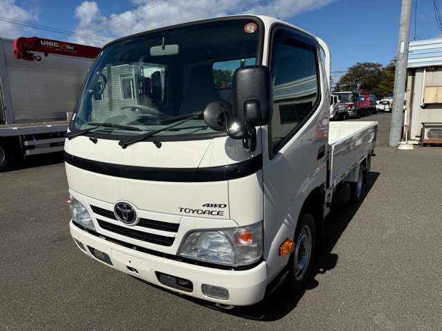 Toyota Toyoace 4