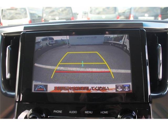 Toyota Alphard 3