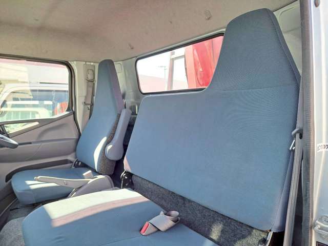 Mitsubishi Fuso Canter 11