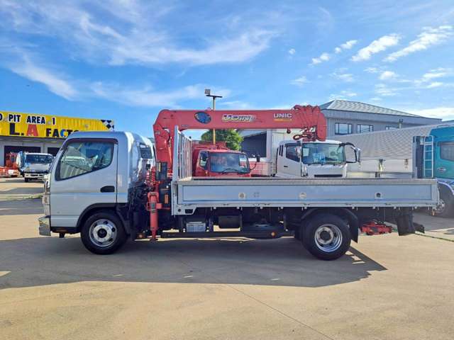 Mitsubishi Fuso Canter 4