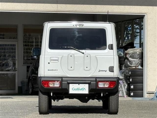 Suzuki Jimny 3