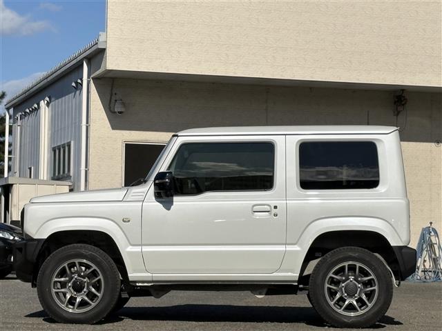 Suzuki Jimny 6