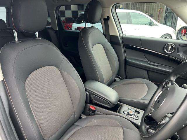 MINI Crossover 4