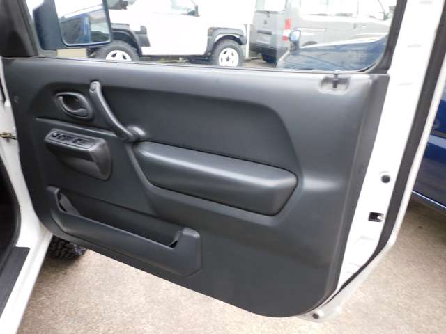 Suzuki Jimny 11