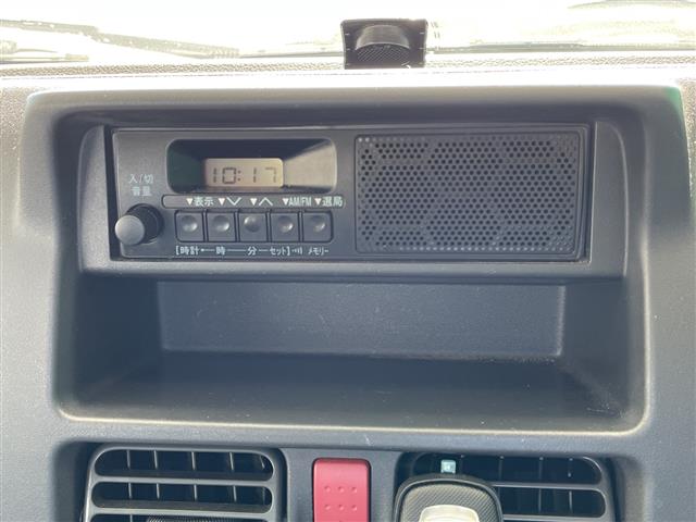 Nissan NT100 Clipper 8