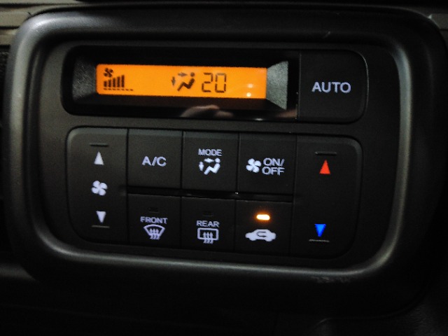 Honda N-VAN 10