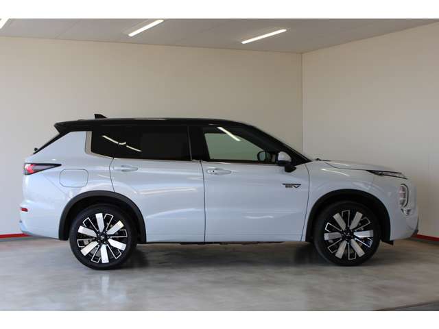 Mitsubishi Outlander 8