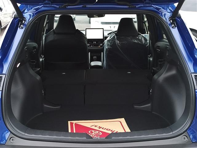 Toyota Corolla Cross 12