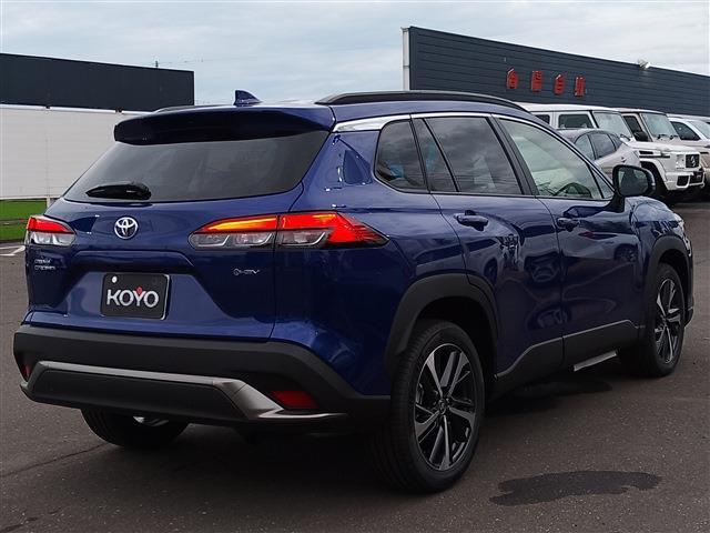 Toyota Corolla Cross 4