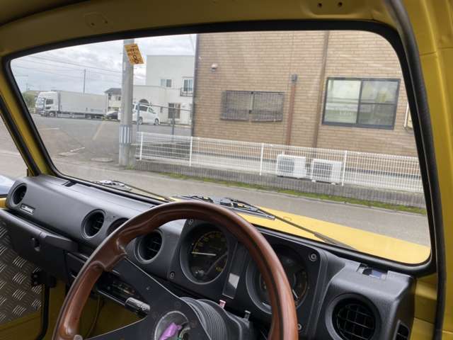 Suzuki Jimny 6