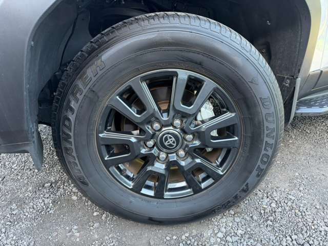 Toyota Land Cruiser 250 11