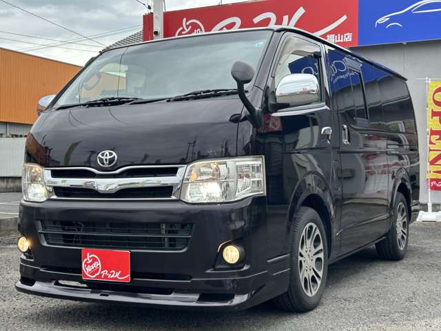 Toyota Regius Ace 2