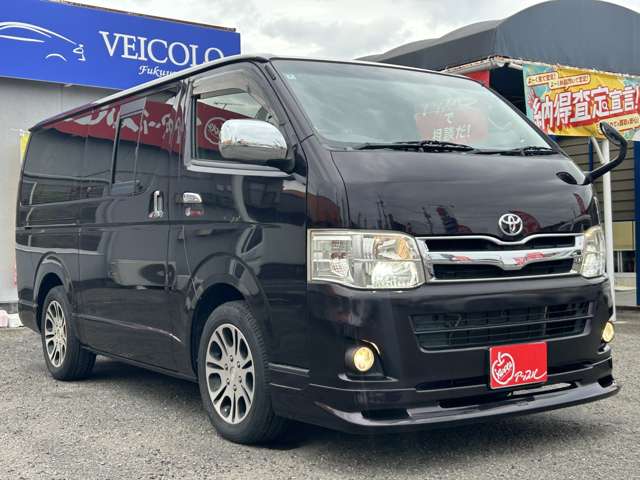 Toyota Regius Ace 3