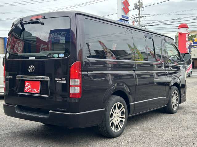 Toyota Regius Ace 4