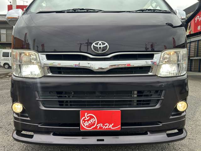 Toyota Regius Ace 6