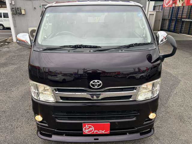 Toyota Regius Ace 7
